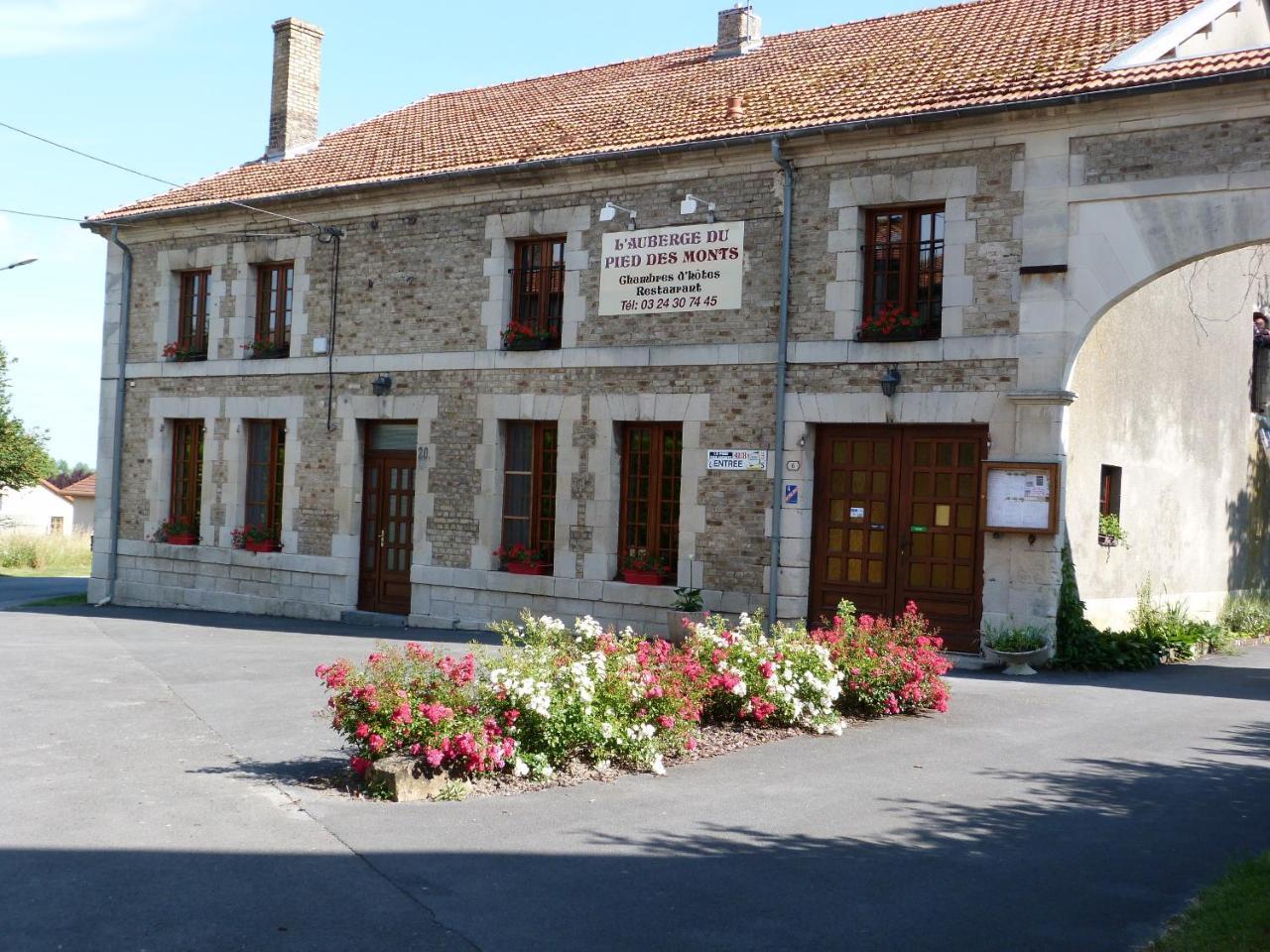 Auberge Du Pied Des Monts Grivy-Loisy Exteriör bild